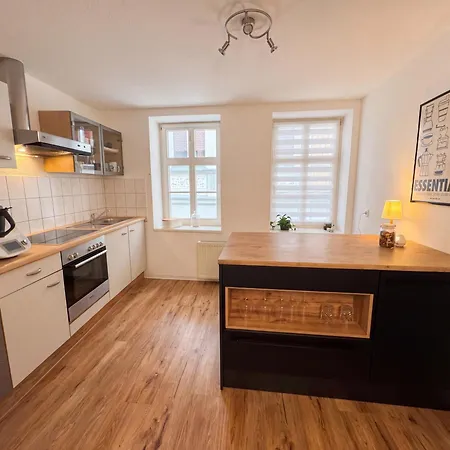 Stilvolle Moeblierte Mitten In Apartament Perleberg