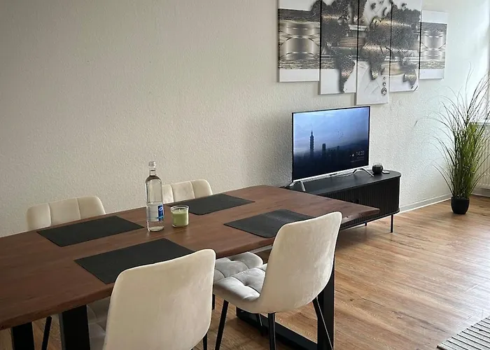 Stilvolle Moeblierte Mitten In Apartamento